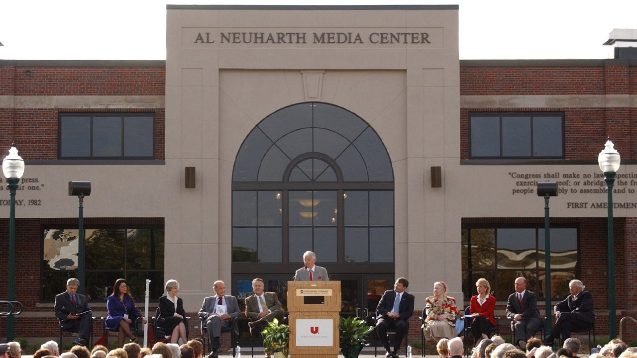 Al Neuharth Center Dedicated in S.D.
