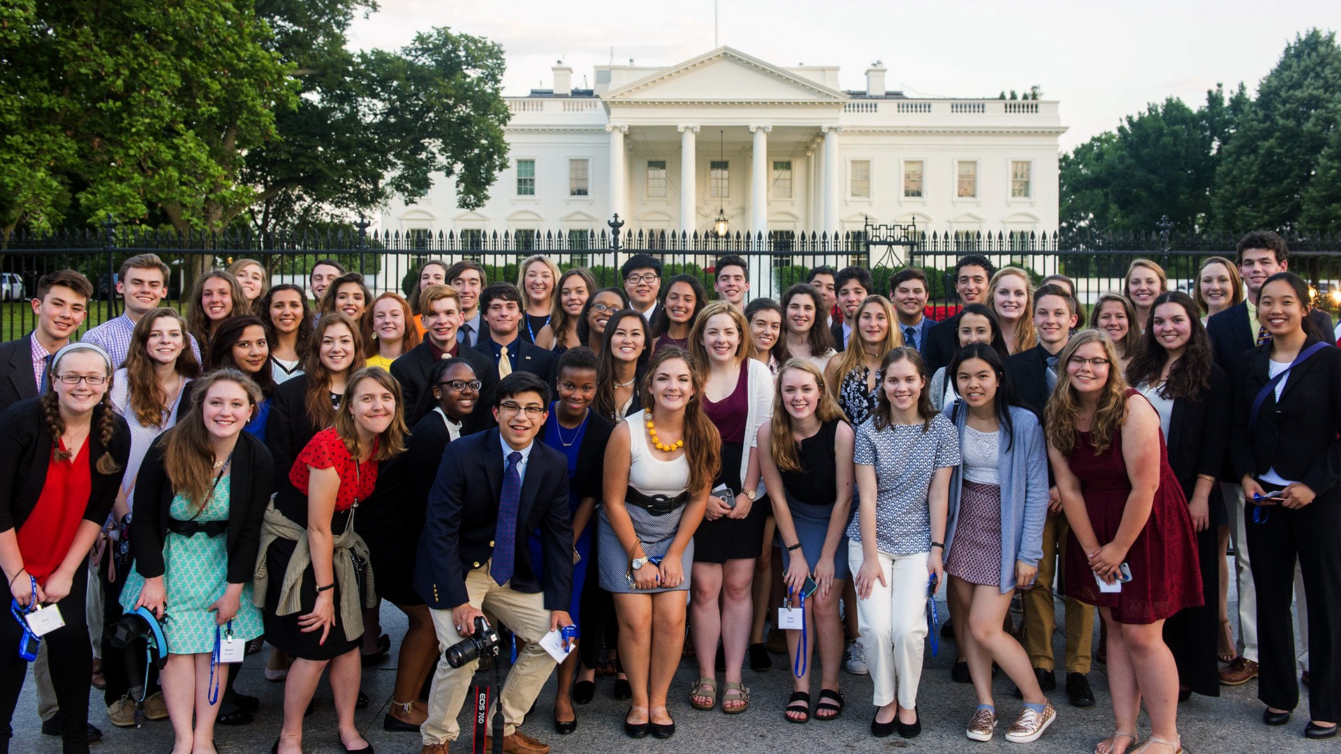 Class of 2017 (Maria Bryk/Freedom Forum)