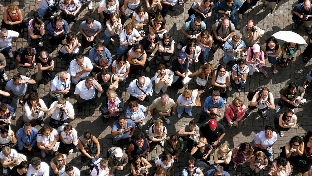 https://www.freedomforum.org/wp-content/uploads/2026/06/1000x564_1AA_lessonplan_assembly.jpg